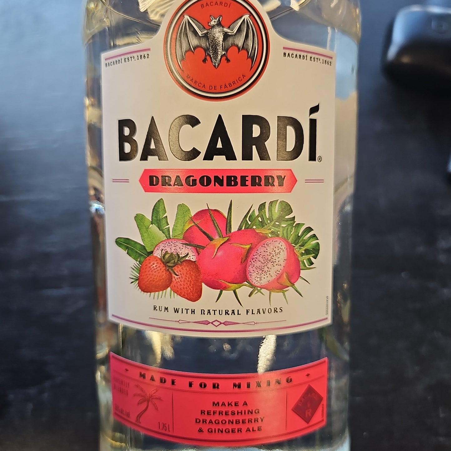 Bacardi Dragonberry Rum 1.75l