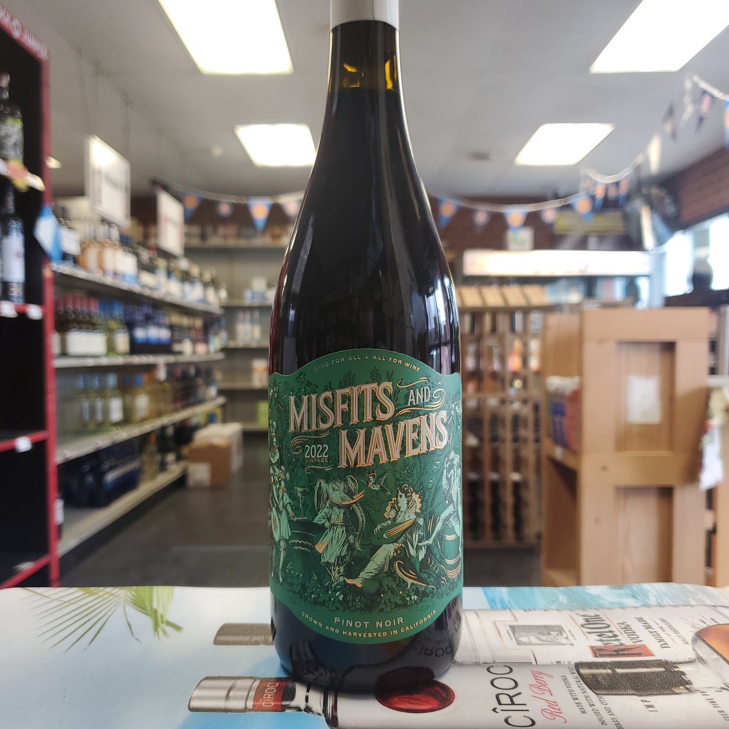 Misfits & Mavens Pinot Noir by Michael David 750ml